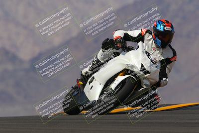 media/Oct-03-2022-Moto Forza (Mon) [[5f077a3730]]/Intermediate Group/Session 4 (Turn 9)/